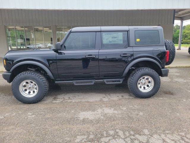2026 Ford Bronco Base Lift kit tire & wheel package