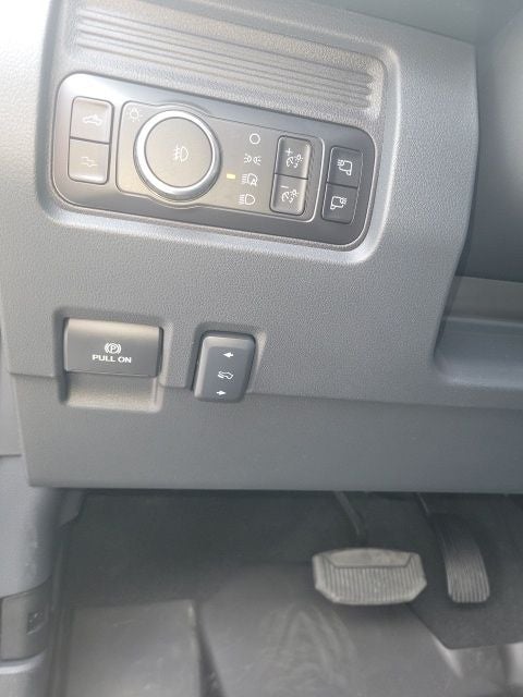 2026 Ford F-450SD Platinum DRW