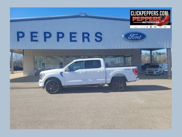 2023 Ford F-150 XLT 4X4