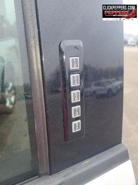 2023 Ford F-150 XLT 4X4