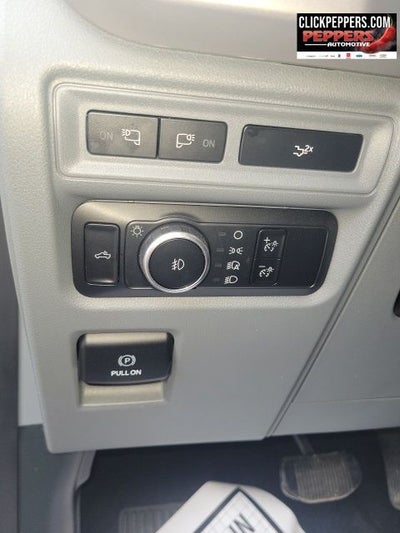 2023 Ford F-150 XLT 4X4