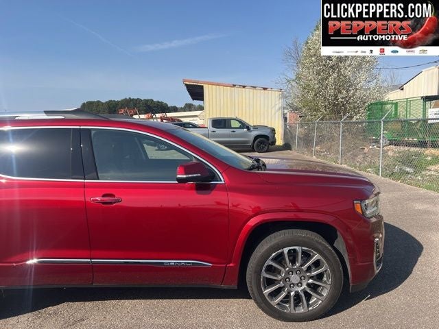 2023 GMC Acadia Denali 4X2