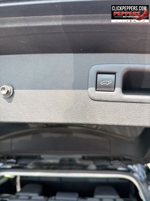 2023 Toyota Highlander LE 4X4