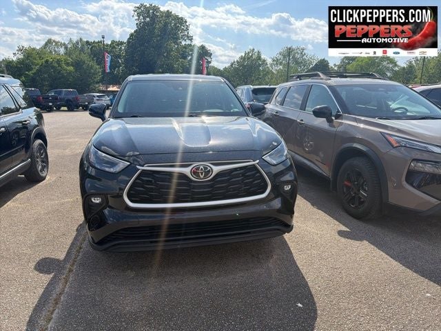 2023 Toyota Highlander LE 4X4