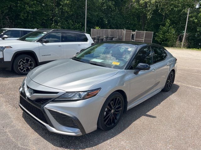 2022 Toyota Camry Hybrid XSE