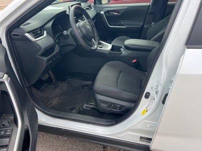 2024 Toyota RAV4 Hybrid SE