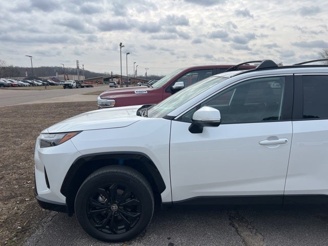 2024 Toyota RAV4 Hybrid SE