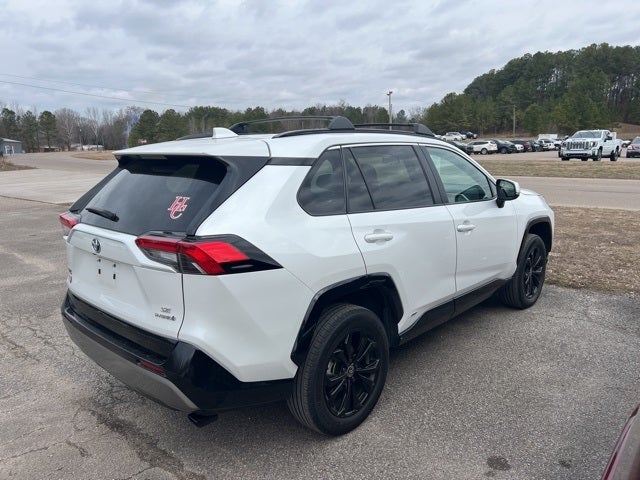 2024 Toyota RAV4 Hybrid SE