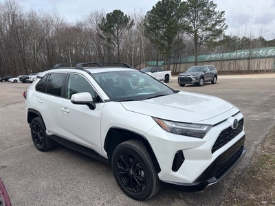 2024 Toyota RAV4 Hybrid SE