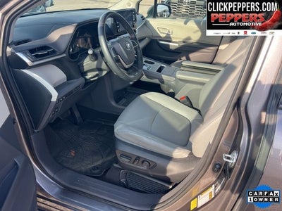 2022 Toyota Sienna XLE 8 Passenger