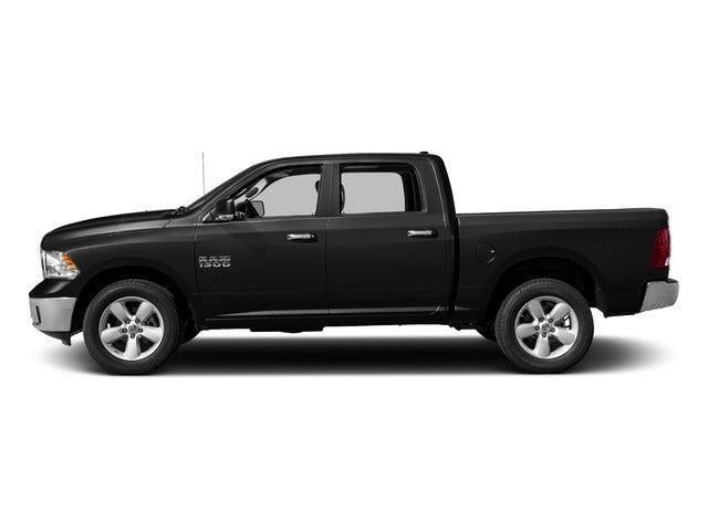 2017 RAM 1500 Big Horn Crew Cab 4x4 5'7' Box