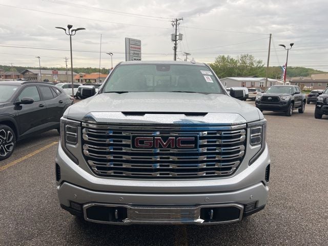 2022 GMC Sierra 1500 4WD Crew Cab Short Box Denali