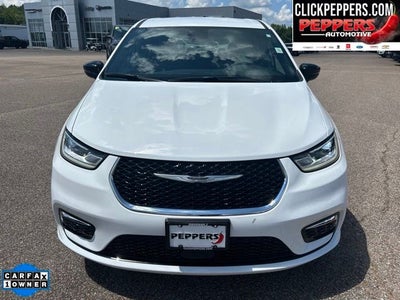 2026 Chrysler Pacifica Select AWD