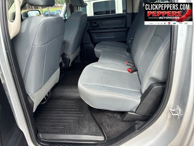 2017 RAM 1500 Express Crew Cab 4x4 5'7' Box