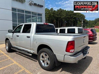 2017 RAM 1500 Express Crew Cab 4x4 5'7' Box