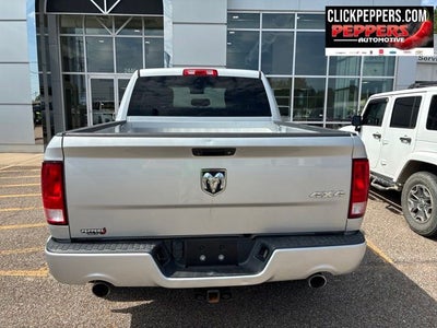 2017 RAM 1500 Express Crew Cab 4x4 5'7' Box