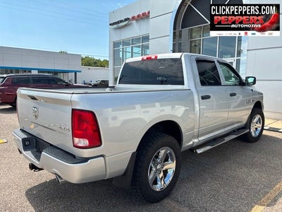 2017 RAM 1500 Express Crew Cab 4x4 5'7' Box