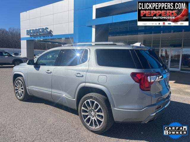 2023 GMC Acadia Denali