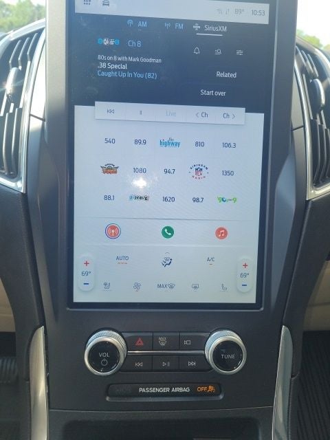 2023 Ford Edge Titanium
