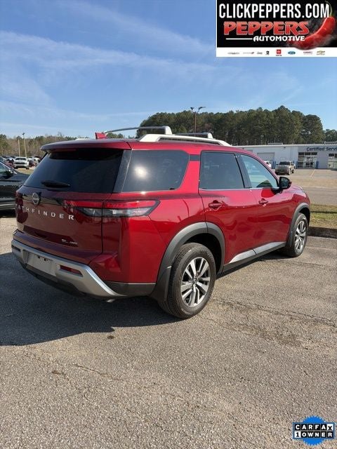 2025 Nissan Pathfinder SL